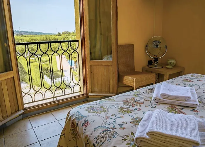 Contea Di Val D'amone مزرعة للإقامة *