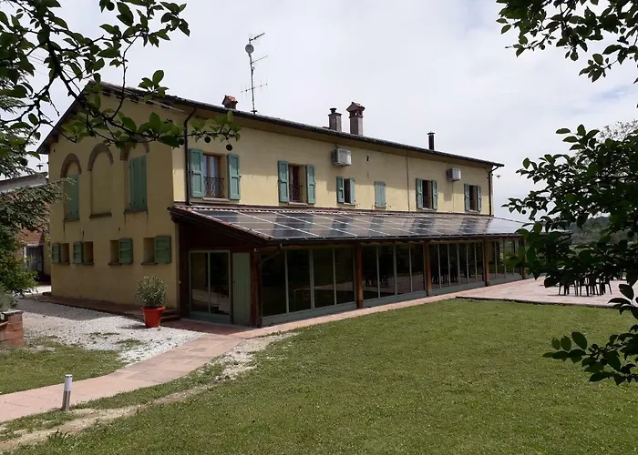 Contea Di Val D'amone Séjour à la ferme Brisighella